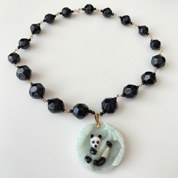 Vintage 14k Yellow Gold Jade Mother Of Pearl Onyx Panda Bear Jet Beaded Necklace